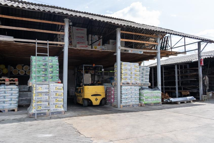 Spațiu comercial, de 656 mp, în Călimănești