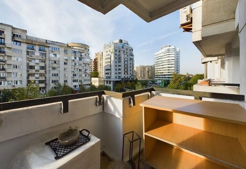 Apartament cu 2 camere decomandat, mobilat în P-ța Muncii