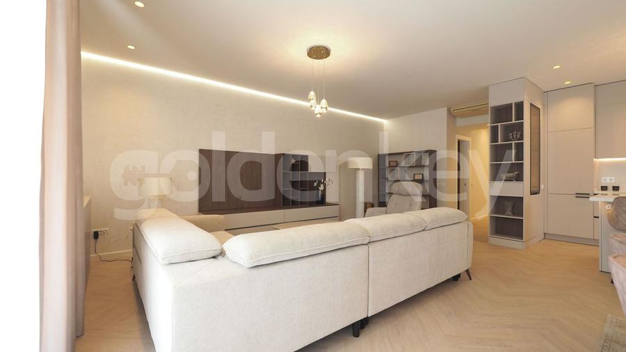 Apartament cu 4 camere decomandat, mobilat în Herăstrău