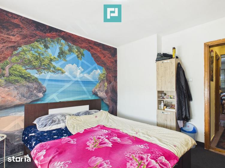 Apartament cu 2 camere decomandat în Zimandu Nou