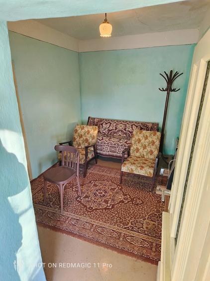 Casă cu 4 camere cu Teren 1430 Mp în Central