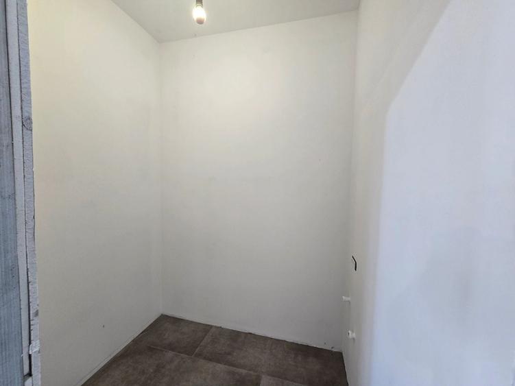 1/2 Duplex pe parter,predare la cheie  , 3 dormitoare, Zona Metro 2, Comision 0% - 13