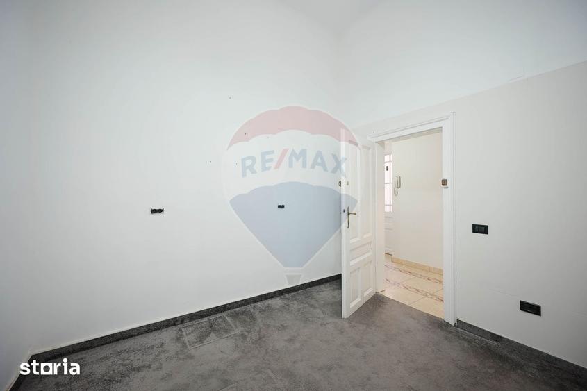 Apartament cu 3 camere în Ultracentral