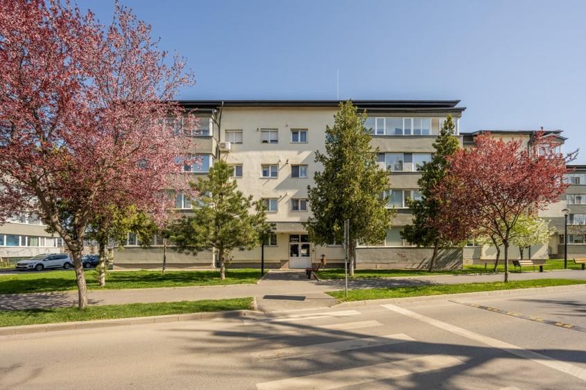 Apartament cu 2 camere semidecomandat în Măgurele
