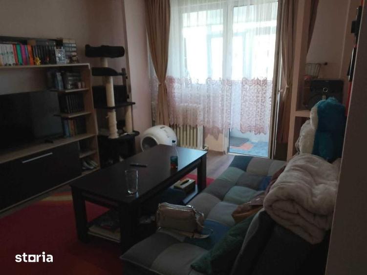 Apartament cu 2 camere decomandat în Obor