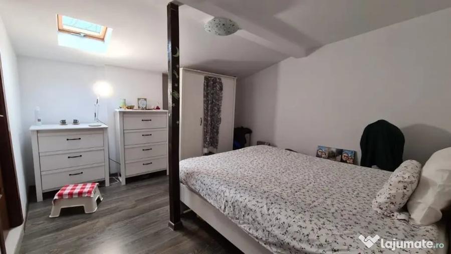Apartament cu 2 camere semidecomandat, mobilat în Eminescu
