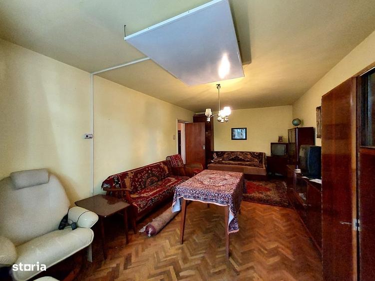 Apartament cu 3 camere decomandat, mobilat în Titu Maiorescu