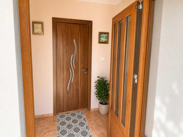 Casă cu 3 camere în Tătarca