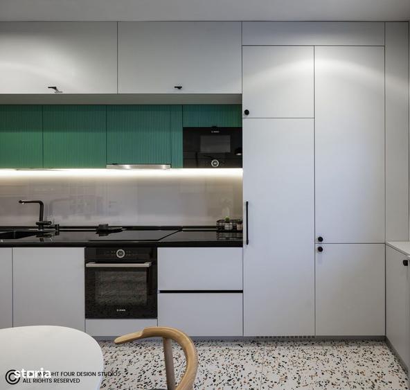 Apartament cu 3 camere decomandat în Albești