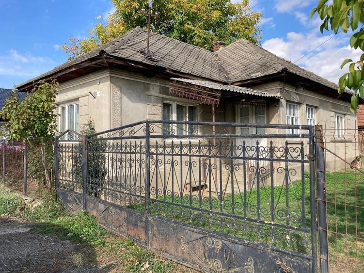 Casă cu 3 camere în Bozânta Mică