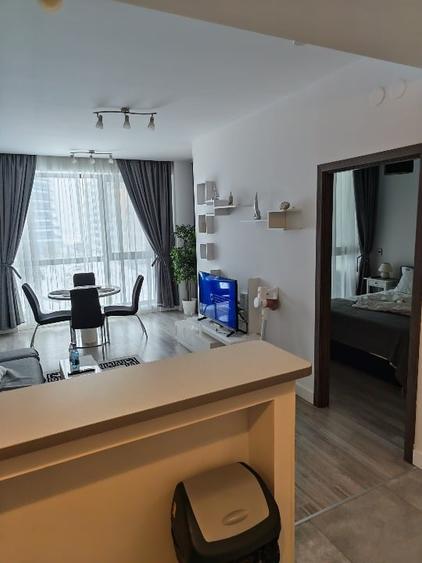 Apartament cu 2 camere decomandat, mobilat în Central