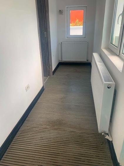 Casă individuală cu 3 camere cu Canalizare în Almăj