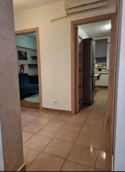 Apartament cu 3 camere decomandat, mobilat în Iancului