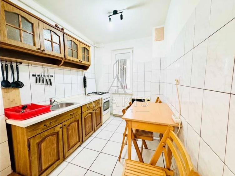 Apartament cu 2 camere semidecomandat, mobilat în Șagului
