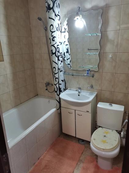 Apartament cu 2 camere semidecomandat în Valea Rosie