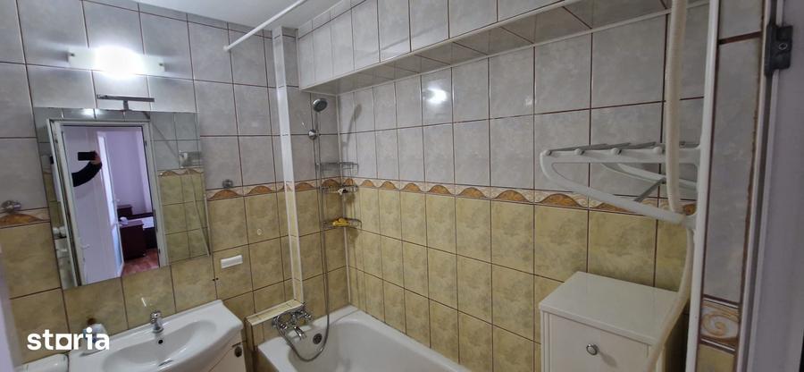Apartament cu 3 camere decomandat în Fălticeni