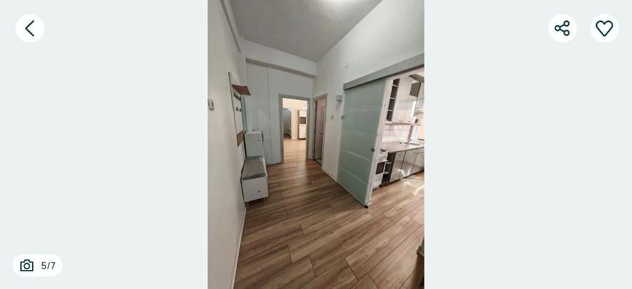 Apartament cu 3 camere semidecomandat în Ultracentral