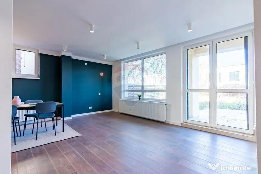 Casă cu 5 camere cu Teren 252 Mp în Corbeanca