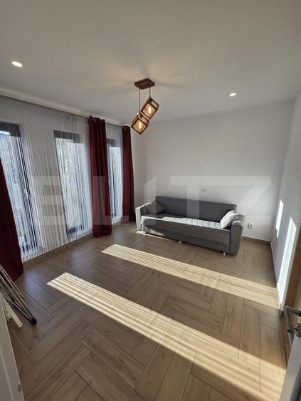 Apartament cu 3 camere decomandat, mobilat în Central