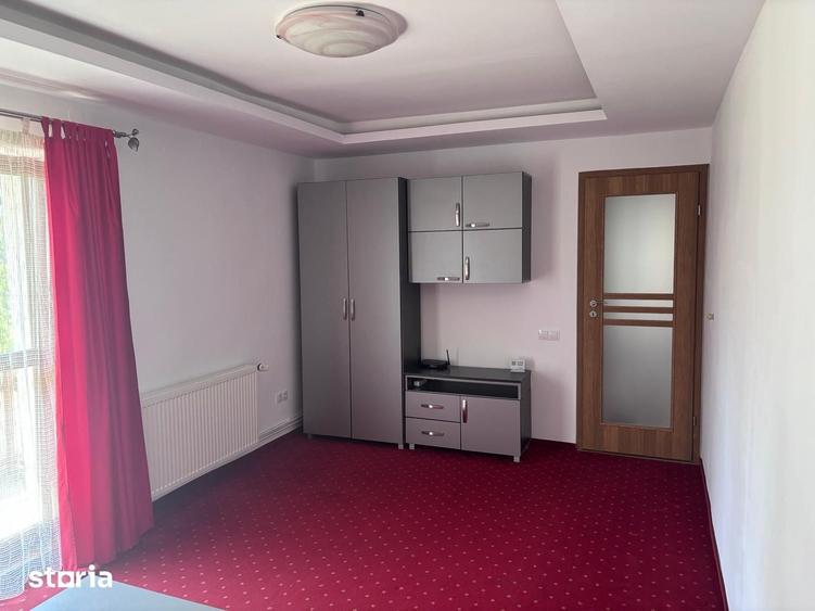 Apartament cu 2 camere decomandat în Valea Aurie