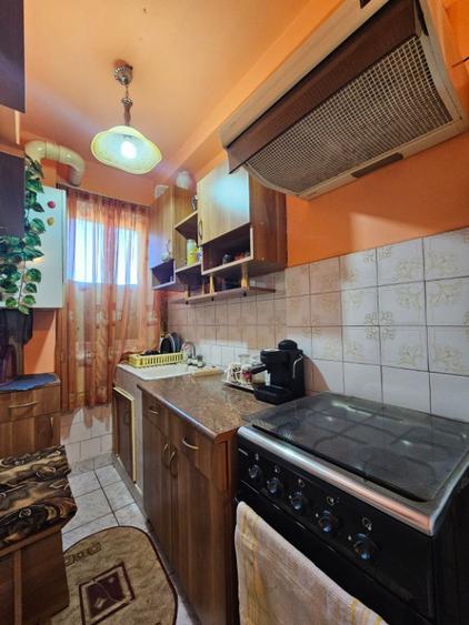 Apartament 2 camere,etaj 2 zona Dacia - 9