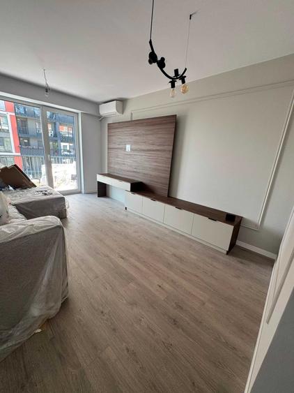 Apartament cu 3 camere decomandat în Cățelu
