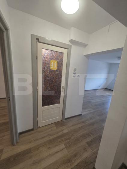 Apartament cu 3 camere decomandat în Craiter