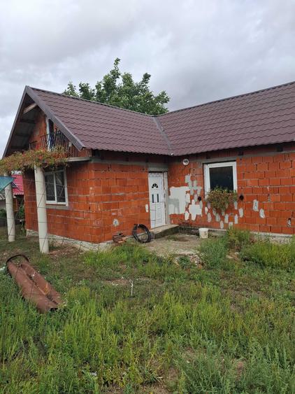 Casă cu 2 camere în Becheni