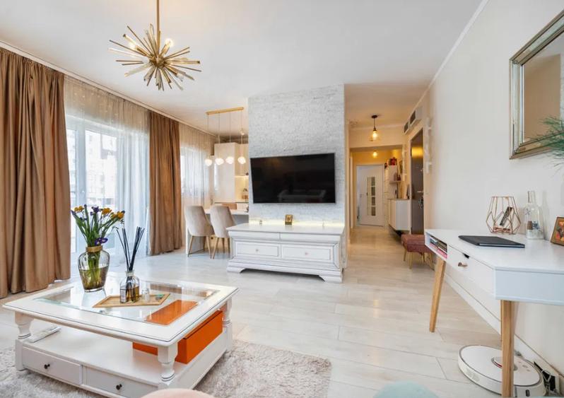 Apartament cu 2 camere semidecomandat în Pipera