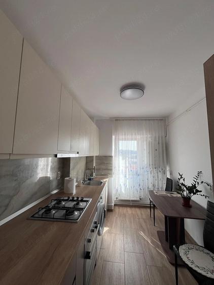 Apartament 2 camere,decomandat,etaj intermediar,centrala proprie,doua balcoane,Pacurari Alpha Bank - 8