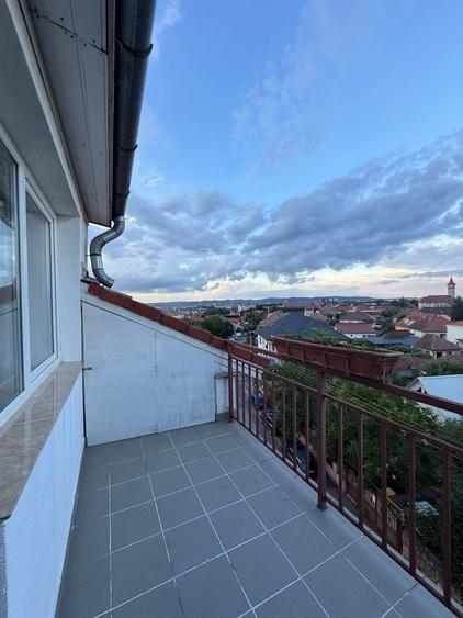 Apartament cu 2 camere semidecomandat în Calea Poplăcii