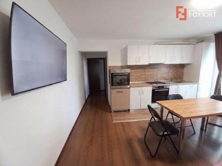 Apartament cu 3 camere semidecomandat în Medicină — fotografia 3