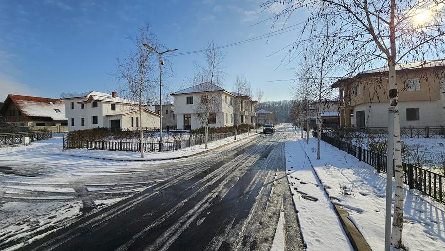 Casă individuală cu 4 camere cu Canalizare în Corbeanca