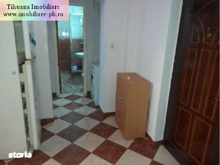 Apartament cu 2 camere decomandat în Republicii