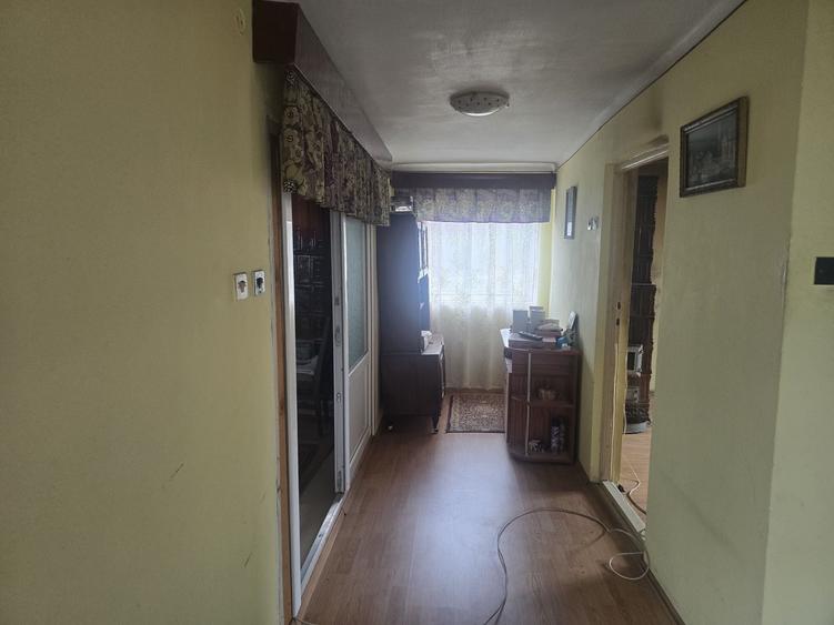 Casă cu 3 camere în Central
