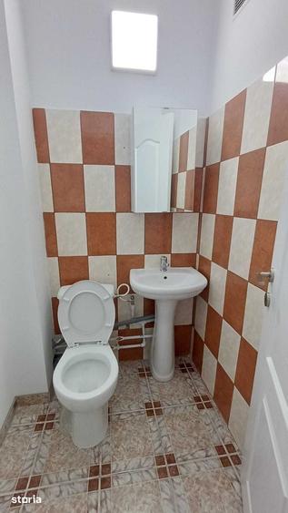 Apartament cu 3 camere decomandat în Târgu Cucu