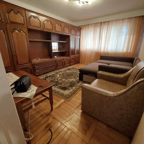 Apartament cu 2 camere decomandat în Războieni