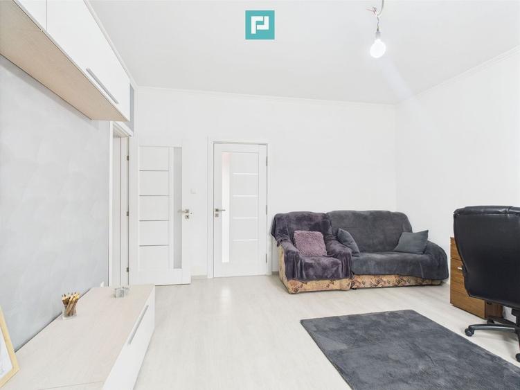 Casă individuală cu 5 camere cu Teren 720 Mp în Variaș