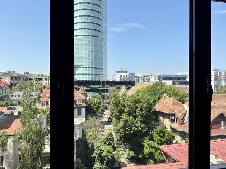 Apartament cu 3 camere decomandat, mobilat în Kiseleff