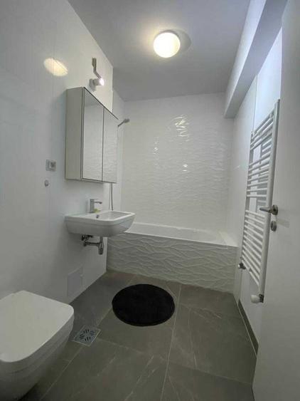 Apartament cu 2 camere decomandat în Exterior Vest
