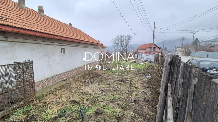 Teren Construcții intravilan de 811 mp, în Bumbești-Jiu