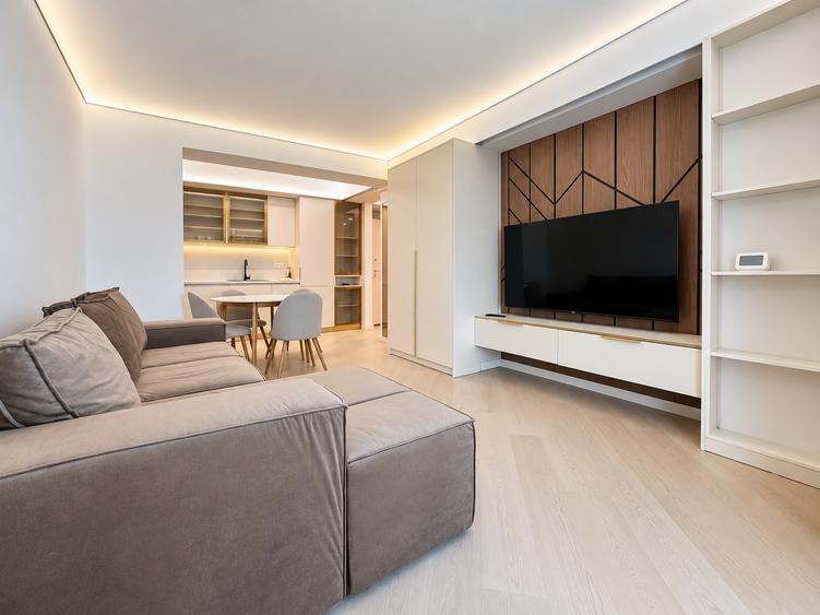 Apartament cu 2 camere semidecomandat în Pipera