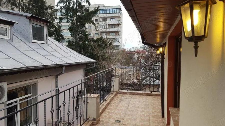 Casă cu Teren 126 Mp în Victoriei