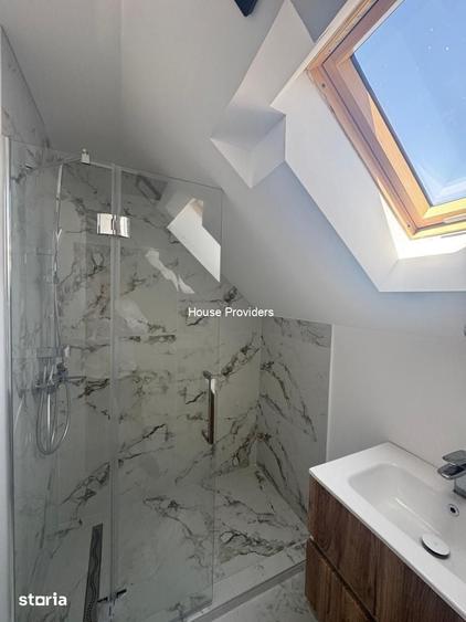 Casă cu 4 camere cu Teren 175 Mp în Străulești