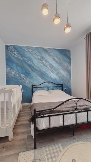 Apartament cu 3 camere semidecomandat, mobilat în Mănăștur