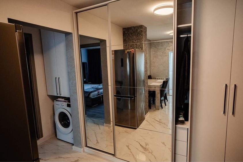 Apartament cu 2 camere decomandat în Central