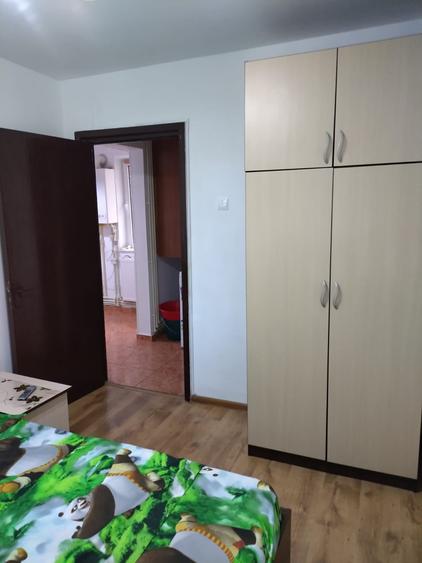 Apartament cu 3 camere circular în Boema