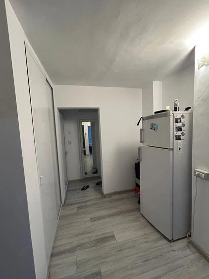 Apartament cu 2 camere decomandat în Siderurgiștilor