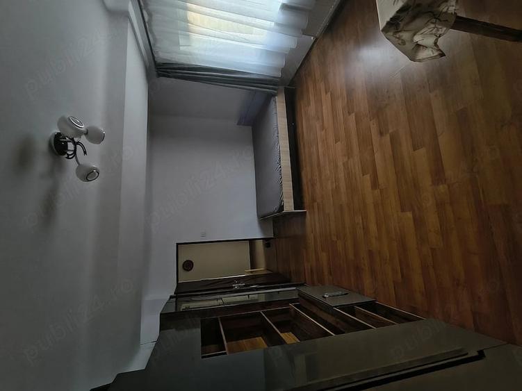 Garsonieră decomandată în Complex Studențesc