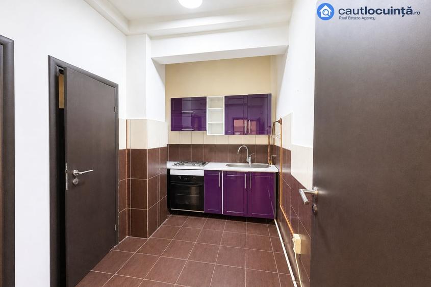 Apartament cu 3 camere în P-ța Romană